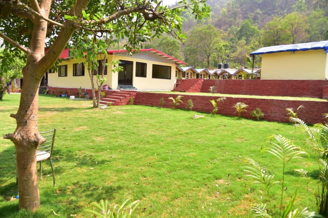 Garud Chatti River Resort Rishīkesh Exterior foto